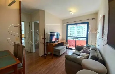 Flat disponível para locação entre a av. berrini e marg pinheiros, com 02 dorms e cozinha completa.