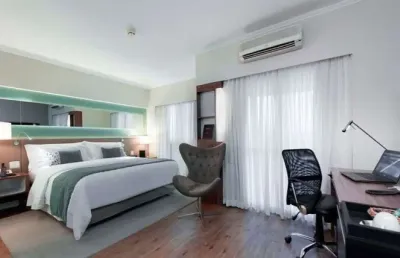 Flat com 2 quartos à venda na Rua Jerônimo da Veiga, 248, Itaim Bibi, São Paulo