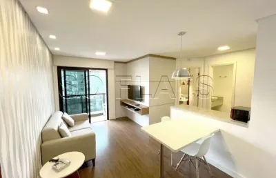 Flat disponível para locação no golden tower contendo 38m², 1 dormitório e 1 vaga de garagem.