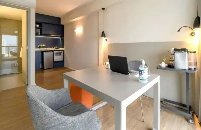 Flat com serviços e totalmente mobiliado à venda no brooklin.