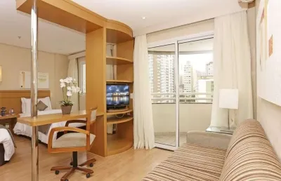 Flat prox a av. 9 de julho, hosp sírio-libanês e av. paulista