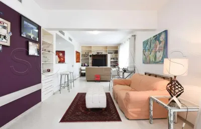 Flat no le premier contendo 62m², 1 dormitório e 1 vaga, disponível para locação no jardim paulista.