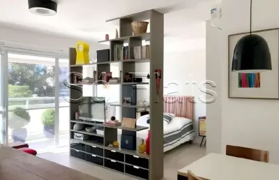 Apto para locação no home design, contendo 49m², 1 dormitório, 1 vaga de garagem e mobília completa.