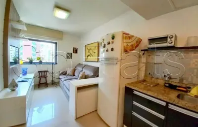 Apto no le premier com 28m², 1 dormitório e 1 vaga de garagem, disponível para locação.