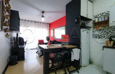 Apto no the plaza com 42m² 1 dormitório e 1 vaga de garagem, disponível para locação nos jardins.