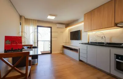Apto a duas quadras da av. paulista, na parte mais arborizada dos jardins, disponível para locação.