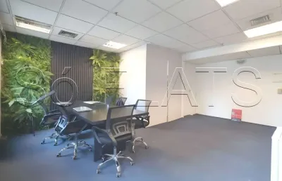 Sala comercial nos jardins com 30m², excelente localização