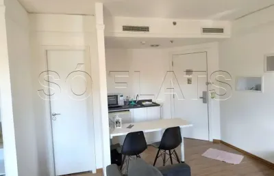 Flat disponível para locação ao lado da av ibirapuera e próximo do hospital alvorada e metrô moema.