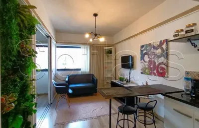 Le premier, apto disponível para locação contendo 28m², 01 dormitório e 01 vaga de garagem.