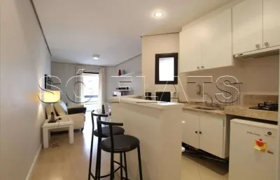 Lindo flat no itaim bibi para locação muito próximo da av brig. faria lima e av 9 de julho.