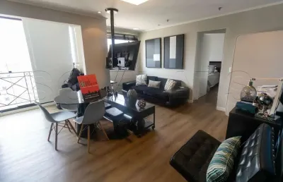 Flat mobiliado com 2x dorms para locação ao lado da av dos bandeirantes e faculdade anhembi/morumbi.
