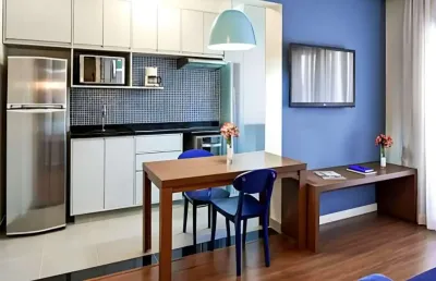 Flat mercure sp berrini com 02 dormitórios no brooklin disponível à venda.