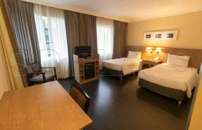 Flat radisson berrini para locação com 29m² contendo 1 dormitório e 1 vaga de garagem.