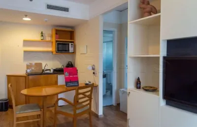 Flat em moema, prox. a av. ibirapuera, metrô moema do metro