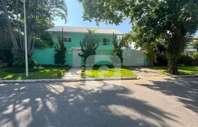 Casa duplex à venda com 543m2, 5 quartos 3 suítes  no condomínio santa helena barra da tijuca