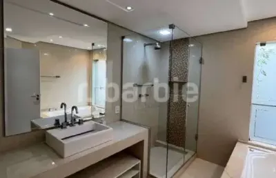 Casa em condomínio fechado com 4 quartos para alugar na rua bom pastor, 509, alphaville, santana de parnaíba por r$ 18.500