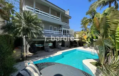 Casa em condomínio fechado com 3 quartos para alugar na avenida yojiro takaoka, 6715, alphaville, santana de parnaíba por r$ 23.100