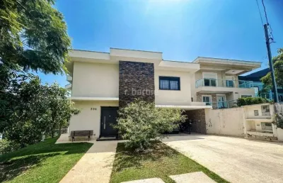Casa em condomínio fechado com 4 quartos à venda na rua sabiá, 363, suru, santana de parnaíba por r$ 2.700.000