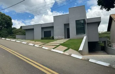 Casa em condomínio fechado com 3 quartos à venda na rua sabiá, 363, suru, santana de parnaíba por r$ 2.800.000