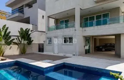 Casa em condomínio fechado com 4 quartos à venda na alameda das aroeiras, 101, alphaville, santana de parnaíba por r$ 6.800.000
