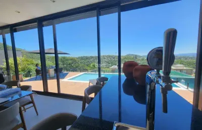 Casa em condomínio fechado com 4 quartos à venda na alameda das itapiúnas, 88, alphaville, santana de parnaíba por r$ 8.500.000
