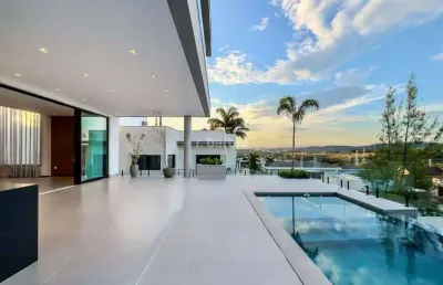 Casa em condomínio fechado com 4 quartos à venda na estrada municipal bela vista, 2550, alphaville, santana de parnaíba por r$ 7.990.000