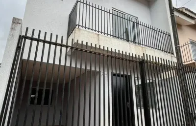Sobrado com suiíte e 01 quarto para locação, centro, toledo - pr
