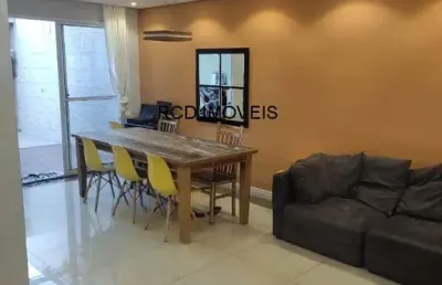 Casa de 120 m² com 3 dormitórios com 2 vagas -  jardim petrópolis - cotia