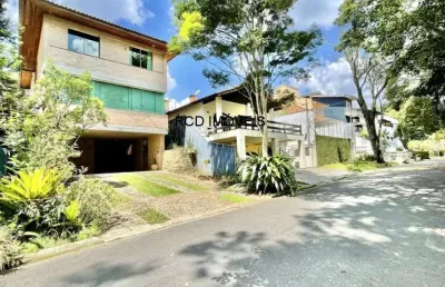 Aluguel de casa em condomínio de luxo em cotia-sp, jardim das flores: 4 quartos, 2 suítes, 1 sala, 3 banheiros, 4 vagas, 350m².