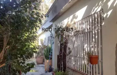 Casa / terreno 250 metros com 30 metros de frente no bonfiglioli