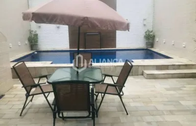 R-linda casa com piscina,2 vagas de garagem, terraço gourmet, pronta para morar