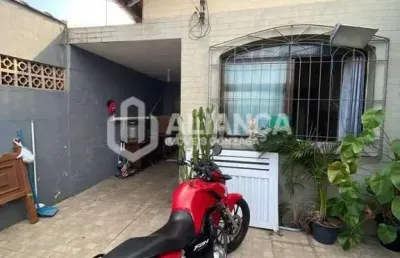 Casa com 2 quartos à venda na Avenida Marechal Humberto de Alencar Castelo Branco, Cidade Naútica, São Vicente