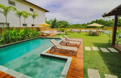 Casa alto padrão 5 suítes, varanda e espaço gourmet