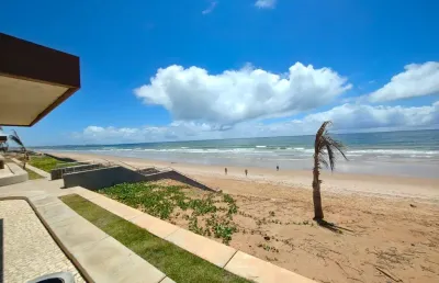 Casa em condomínio fechado com 2 quartos à venda na Avenida Octávio Mangabeira, 1, Pituaçu, Salvador