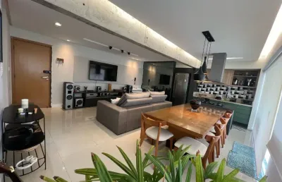Cobertura de alto padrão com piscina privativa - mobiliada e pronta para morar!