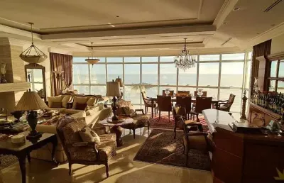 &#127754; **apartamento de alto padrão frente ao mar com piscina exclusiva - finamente mobiliado** &#127754;
