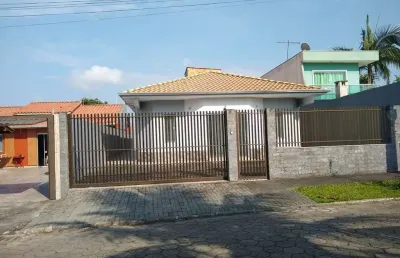 &#127795; **casa térrea exclusiva no condomínio fechado - bairro são francisco de assis, camboriú - sc** &#127795;