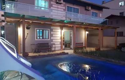 Casa com 4 quartos à venda no Centro, Camboriú 