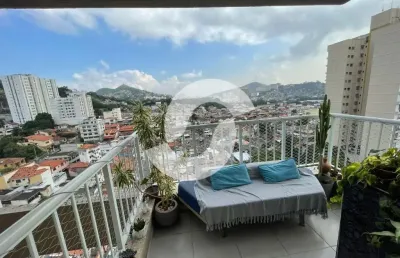 Excelente apartamento de 3 quartos, com uma linda e espaçosa varanda vista livre!