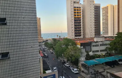Apartamento amplo com 03 suítes no melhor do meireles, fortaleza