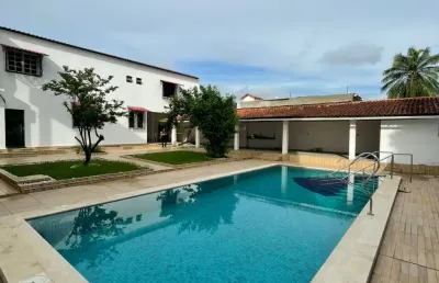 Excelente casa na constantino nery - cond. le village blanc - 5 quartos sendo 3 suítes, piscina, elevador - whatsapp 929 8144-1596