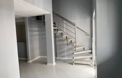 Excelente apto no cond. sollarium - laranjeiras - 3 quartos sendo 2 suítes - duplex - whatsapp 929 8144-1596