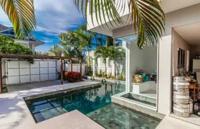 Casa em condomínio fechado com 6 quartos para alugar na Avenida Rachel de Queiroz, Barra da Tijuca, Rio de Janeiro