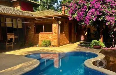 Casa à venda com 350 m² | 3 quartos | 1 suíte | 4 banho | 2 vagas | serra da cantareira!
