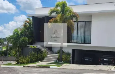 Casa assobradada com 4 dormitórios, piscina aquecida, no condomínio parque esplanada