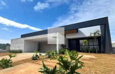 Casa de condomínio à venda, no condomínio village ipanema ii,  em araçoiaba da serra, condomínio village ipanema 2, com 3 quartos, 233m²