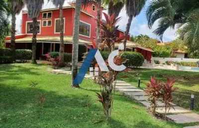 Casa em condomínio  alto padrão, 4/4, 3 suítes, piscina em jaguaribe