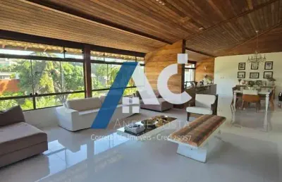 Casa alto padrão em condomínio com 4 suítes, área gourmet, 286 m² em piata