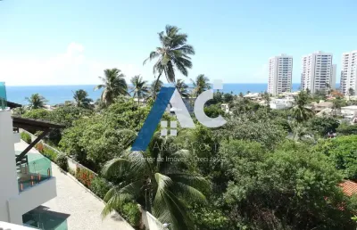 Casa quadriplex de condomínio com 4/4 com 300 m² em pituaçu
