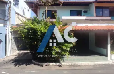 Casa em condomínio com 3 quartos e 4 banheiros à venda, 118 m² por r$ 580.000